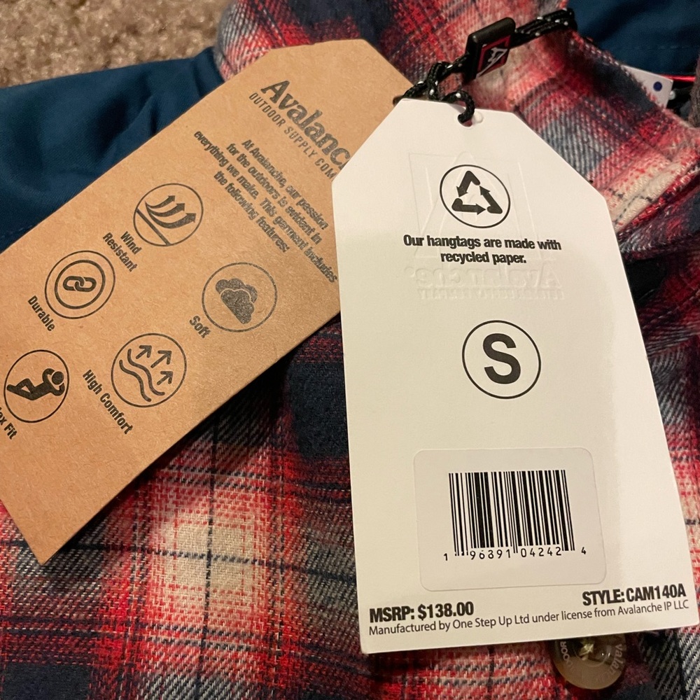 avalanche lined flannel pockets red mens small nwt Cam140A. - Picture 2 of 3